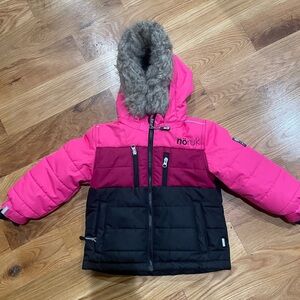 Noruk girls winter down filled coat. Size 2T but fits like 4T